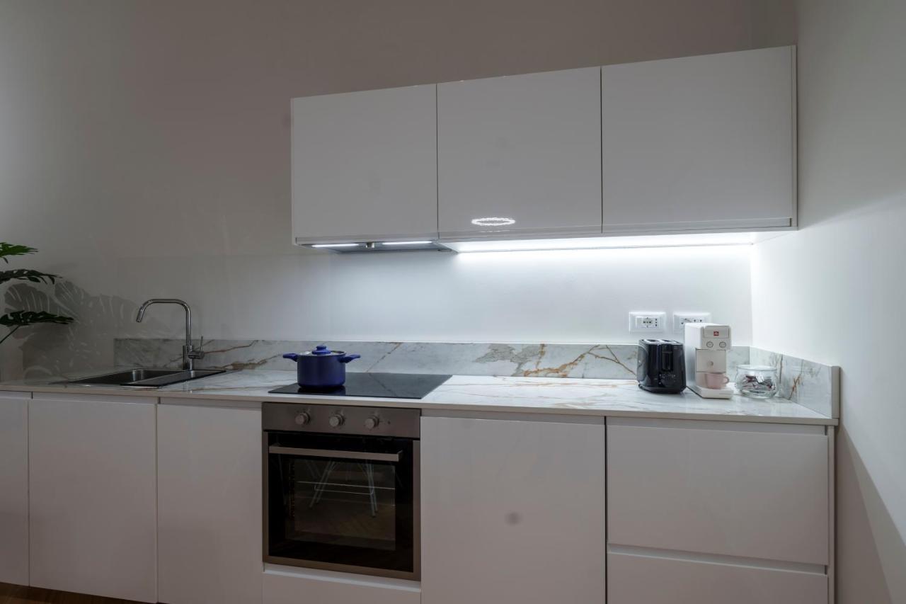 Porta Venezia-Trilocale-Luxury Con Wifi-Neflix Apartamento Milão Exterior foto